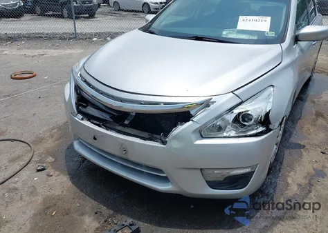 2014 Nissan Altima 2.5 S z USA, uszkodzony, nr VIN 1N4AL3AP5EN367209